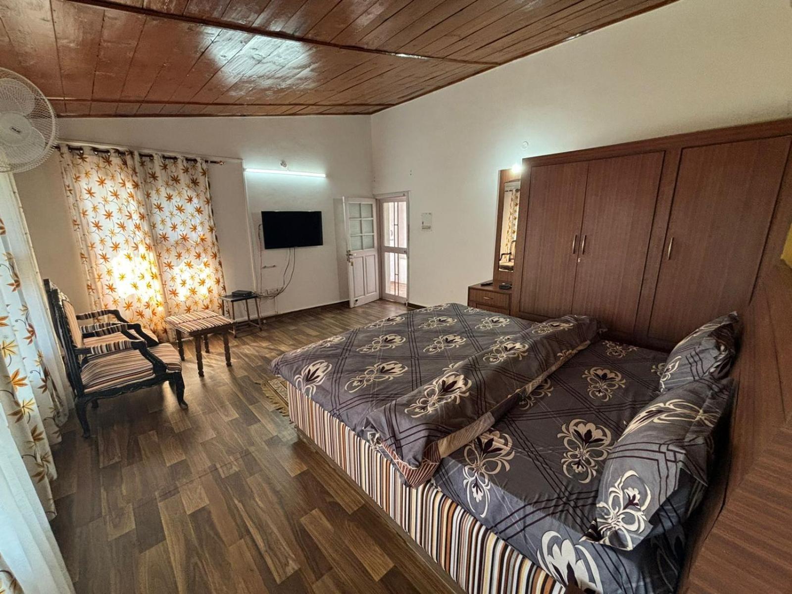 5 Bedrooms By Humble Stay Kasauli Exterior foto