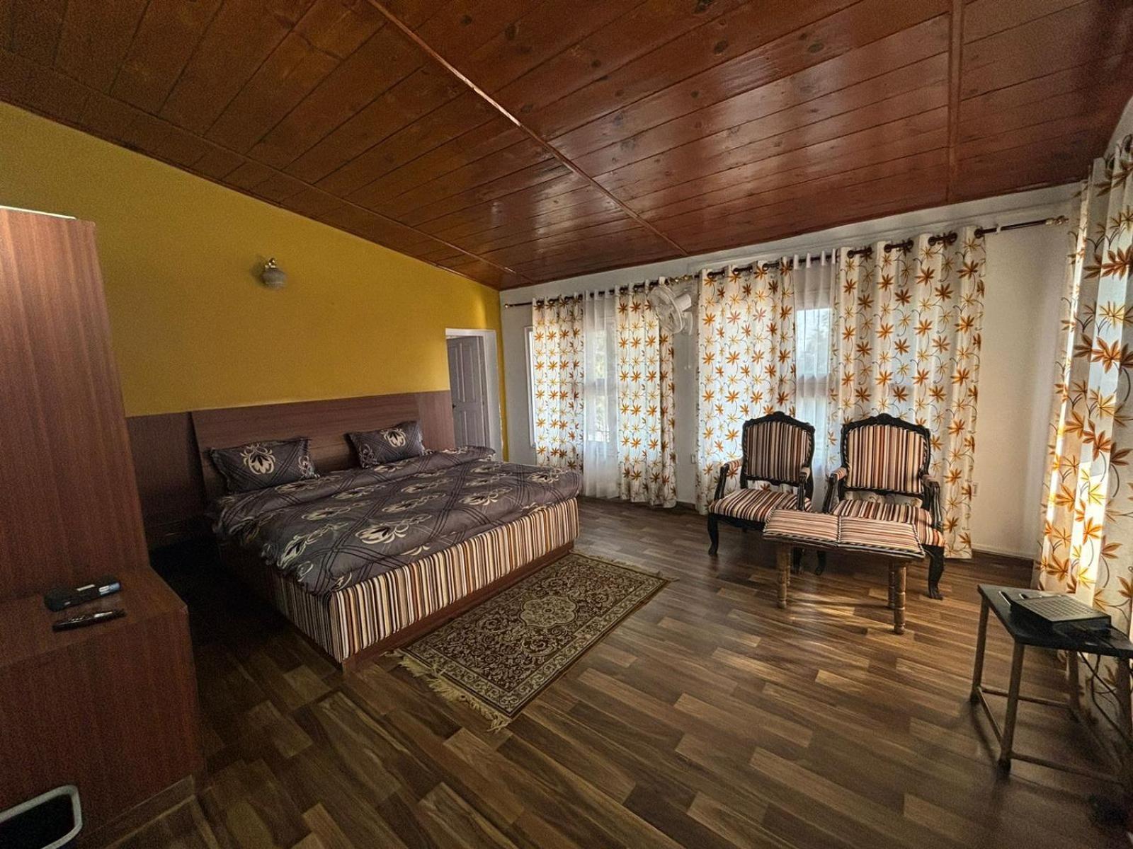 5 Bedrooms By Humble Stay Kasauli Exterior foto
